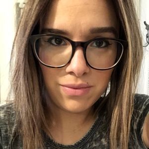 Meet your Posher, Yessenia